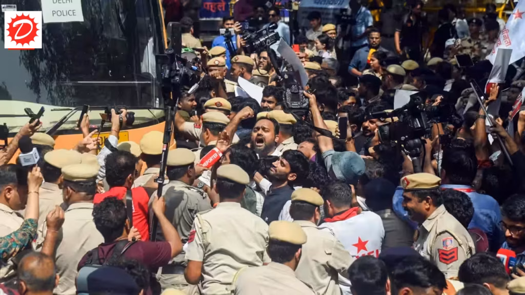 दिल्ली protest विवाद: तीन महिला पत्रकारों ने लगाए यौन उत्पीड़न के गंभीर आरोप, क्राइम ब्रांच को सौंपी गई जांच